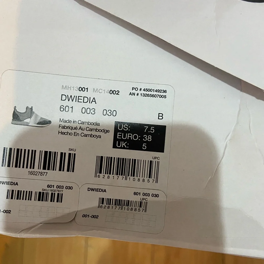 ALDO Dweidia Red Women’s Sneakers size 7.5M - Picture 6 of 6